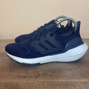 Adidas Ultraboost 22 Womens Size 8 Navy Blue White Running Shoes